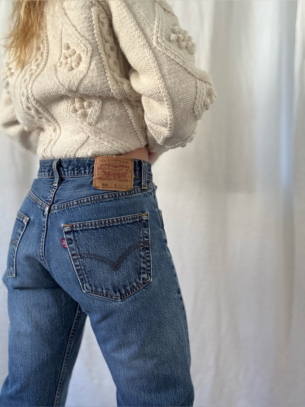 Vintage Levi’s 501 holy grail straight leg 90s Y2K vintage mid blue